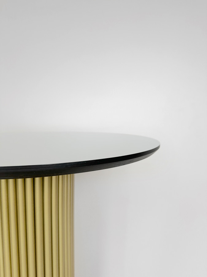 Столешница HPL на основе фанеры влагостойкая - толщина 19 мм (круглая)